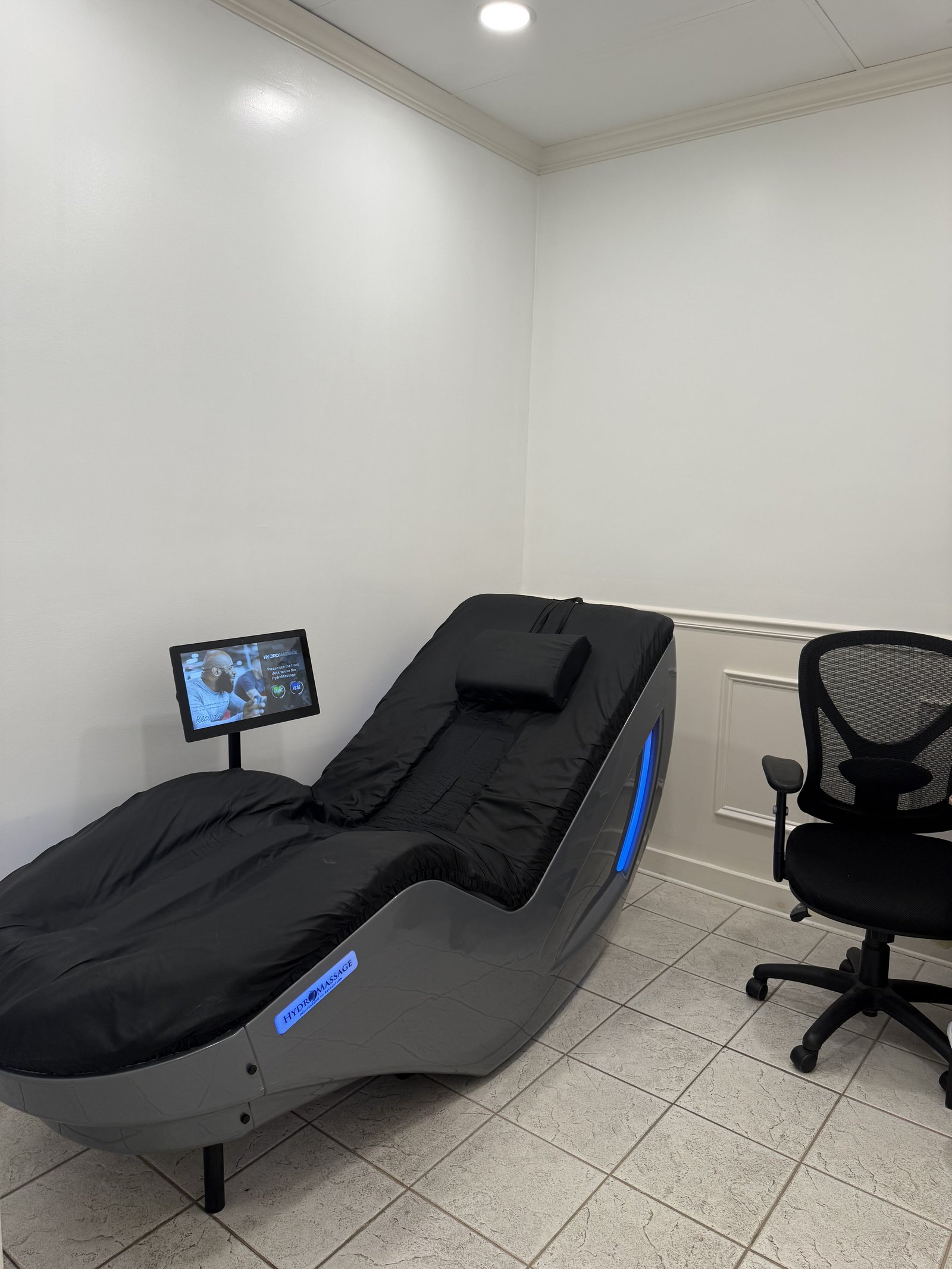HydroMassage recovery bed at Fusion